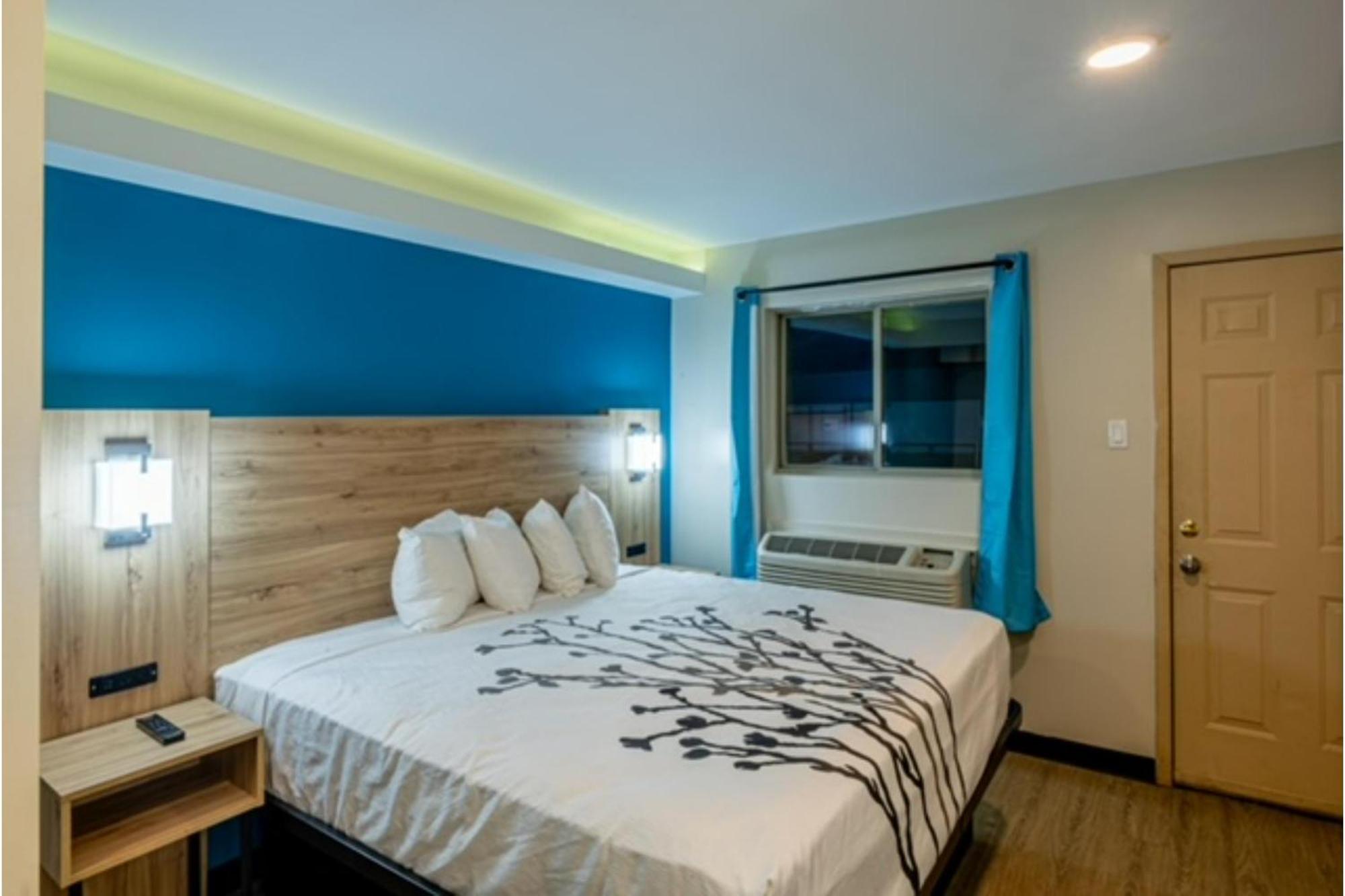 Exclusivo Inn By Oyo Grand Prairie, Tx Zewnętrze zdjęcie